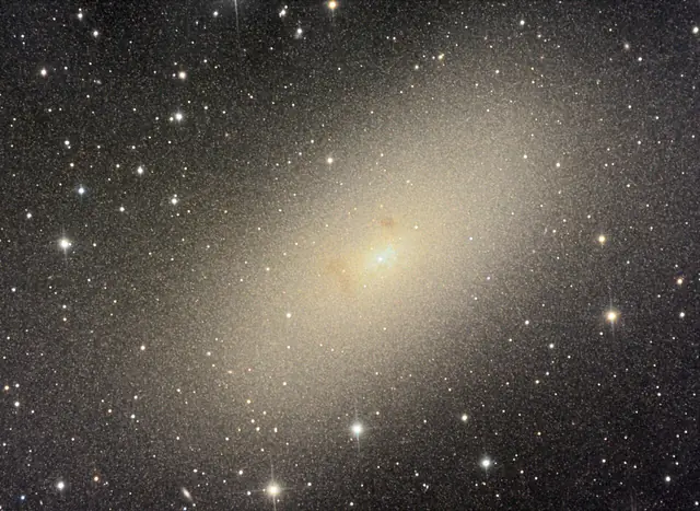 M110 (Galaxy), photographed