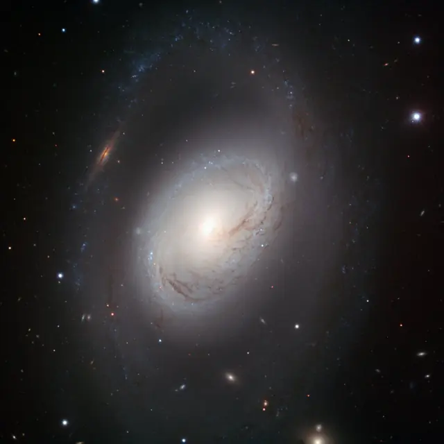 M96 (Galaxy), photographed